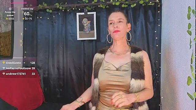 leanamaturee - LeanaMaturee's free webcam - UK Sex Cams