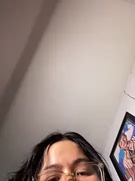 Webcam Model (MsConejitaa) is live