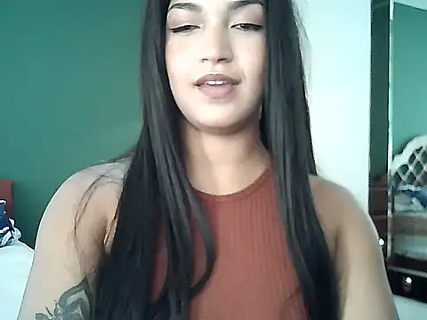 FallsForHerSmile live sex cam