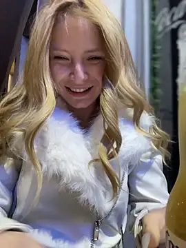 AnastasiaAniess live sex cam