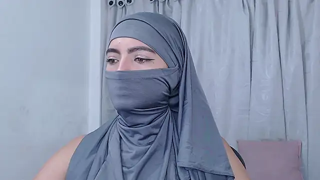 jade_nassar (F young) - play dildo + squirt