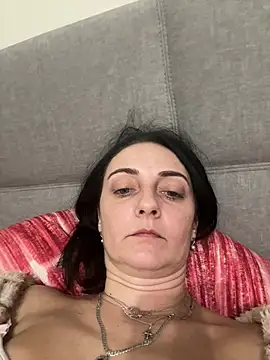 Miroslava1247 live sex cam