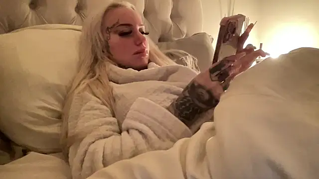 paulinaalatalo - Paulinaalatalo's free webcam - UK Sex Cams