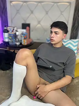Samu_Hott live sex cam