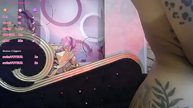 vayolettatto_bigass - Vayolettatto_bigass's free webcam - UK Sex Cams