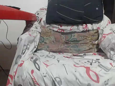 PONSE_LATINO live sex cam