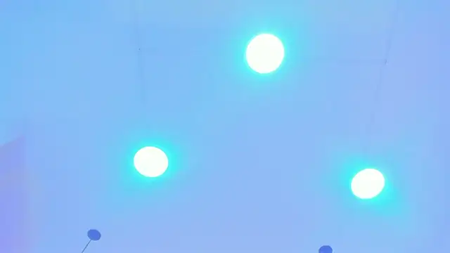 rossane_luxe (F young) - Fingers in + toy