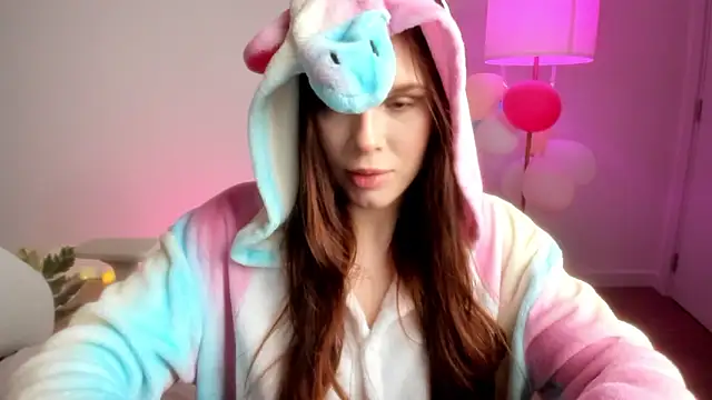 stacyluxxe - Stacyluxxe's free webcam - UK Sex Cams