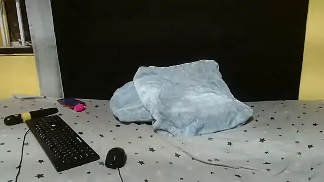 jinglynjuicy22 - JinglynJuicy22's free webcam - UK Sex Cams