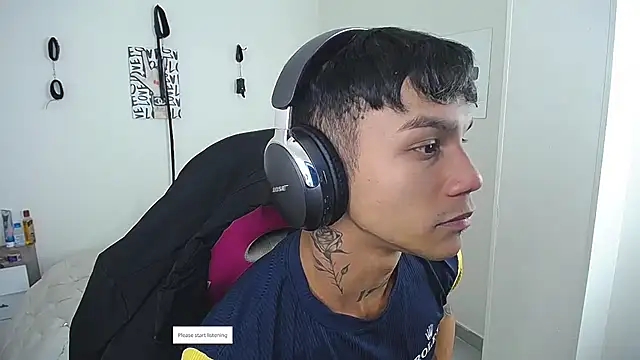 Leonard_Price live sex cam