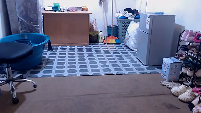 BigbootyNickyx webcam