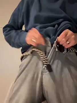 xy_monkeyBigCock live sex cam