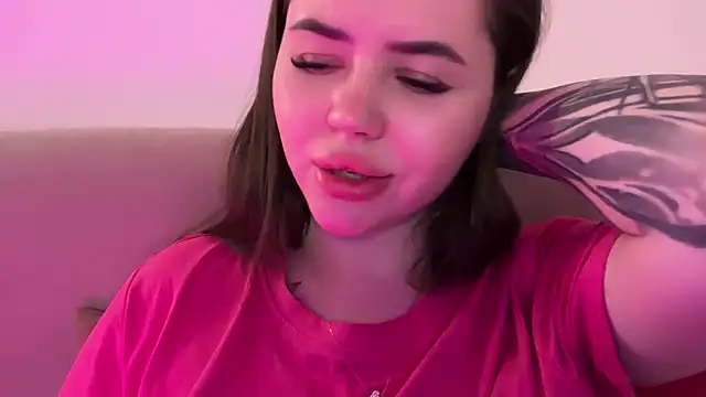 AlmaryKim live sex cam