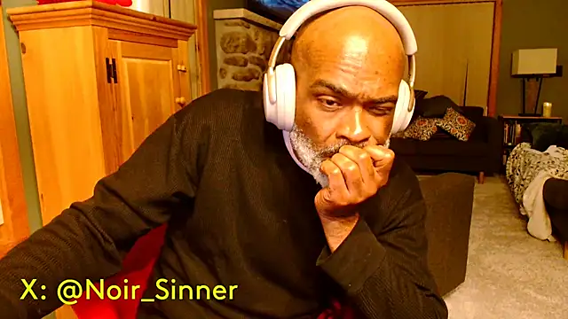 sinnernoir (M mature) - naked