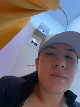 kim_monti (F young) - Fuck pussy in public