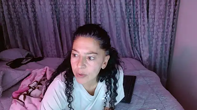 anitta_muscle - Anitta_muscle's free webcam - UK Sex Cams