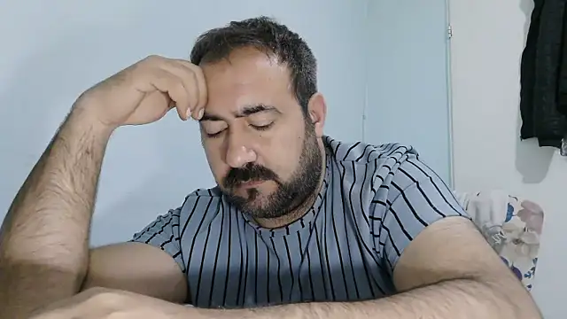 mio_jaks (Ask my age) - Does anyone want sperm? :wanker: