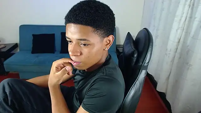 liiam3 (M twink) - Cumshow Public