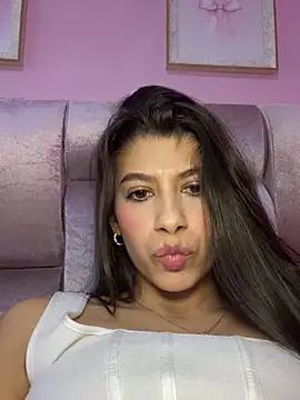 Webcam Model (Lenapink19)  is live.Free join now!