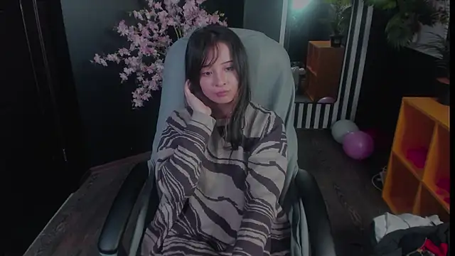 may_ling - May_Ling's free webcam - UK Sex Cams