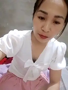 thobaby112 (F young) - Mong được ủng hộ