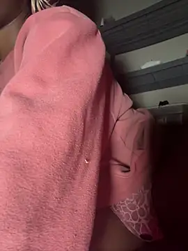 choclatepeaach - Choclatepeaach's free webcam - UK Sex Cams