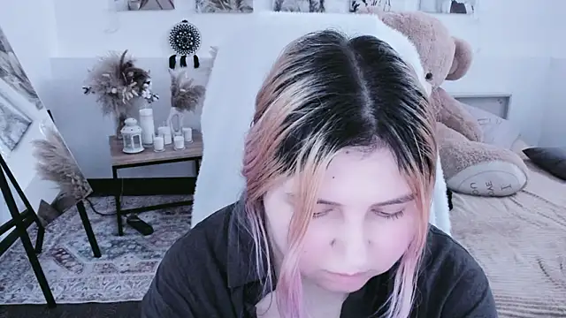 diaangell - DiaAngell's free webcam - UK Sex Cams