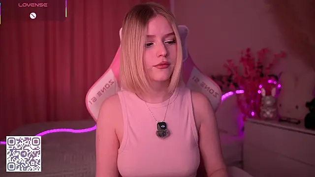 dragonwind - Dragonwind's free webcam - UK Sex Cams