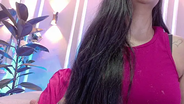 suzyfox_ - SuzyFox_'s free webcam - UK Sex Cams