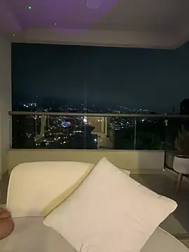 lanataylor_7 - Lanataylor_7's free webcam - UK Sex Cams