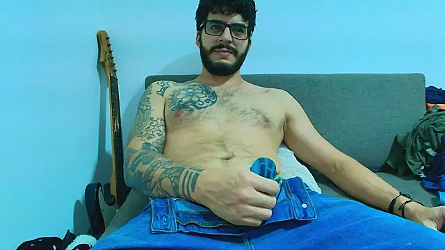 thomas_gun - Thomas_gun's free webcam - UK Sex Cams