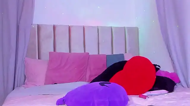 anaroussew02 - Anaroussew02's free webcam - UK Sex Cams