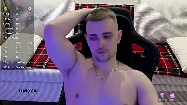 larstar01 - Larstar01's free webcam - UK Sex Cams