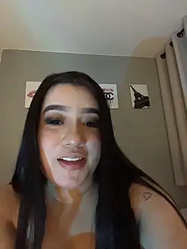 Webcam Model (Aliciawhitee)  is live.Free join now!