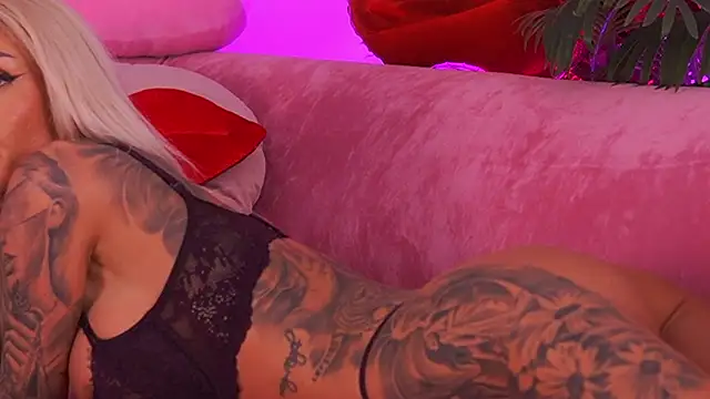 fallingangel - Fallingangel's free webcam - UK Sex Cams