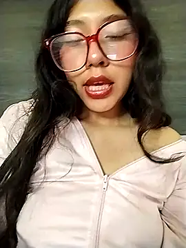 Webcam Model (Umaru_uwu)  is live.Free join now!