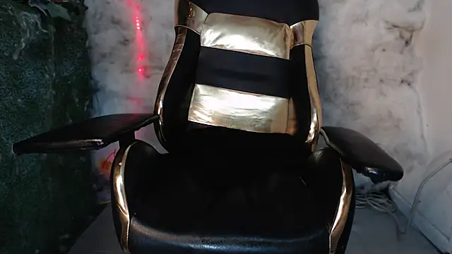 walkers05 - Walkers05's free webcam - UK Sex Cams