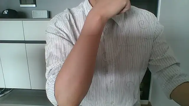 nole_china7 (Ask my age) - talk / fun / cum