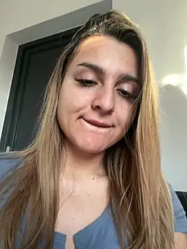 nicoleplay - NicolePlay's free webcam - UK Sex Cams