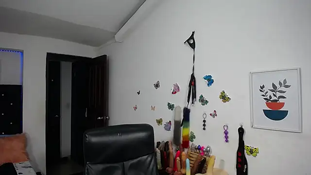 mature_bigboobs10 - Mature_bigboobs10's free webcam - UK Sex Cams