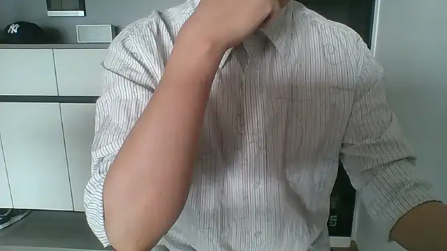 nole_china7 (Ask my age) - talk / fun / cum