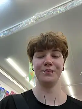 IceMur's Live Sex Cam Show