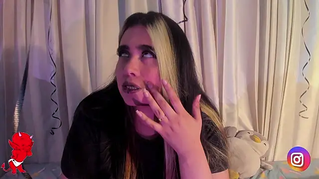 lilith_zenith_ - Lilith_Zenith_'s free webcam