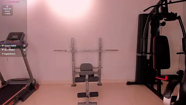 larisasmirnov - LarisaSmirnov's free webcam - UK Sex Cams