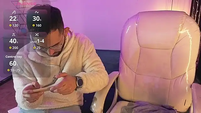 annie_and_ryan webcam