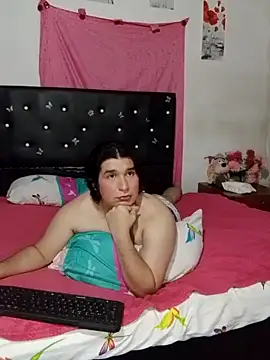 Kaissydoll Live Webcam on Stripchat