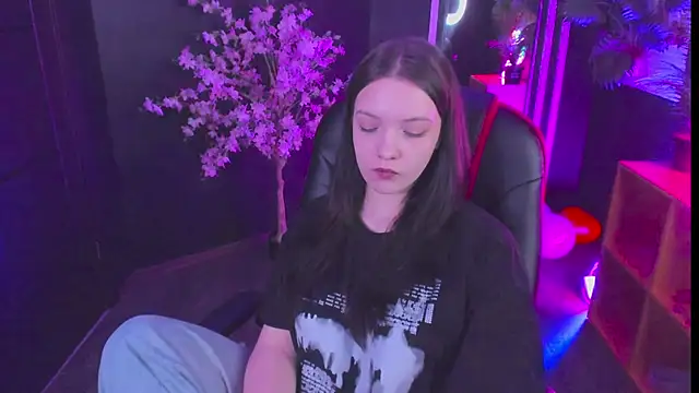 emily_tender - Emily_tender's free webcam - UK Sex Cams