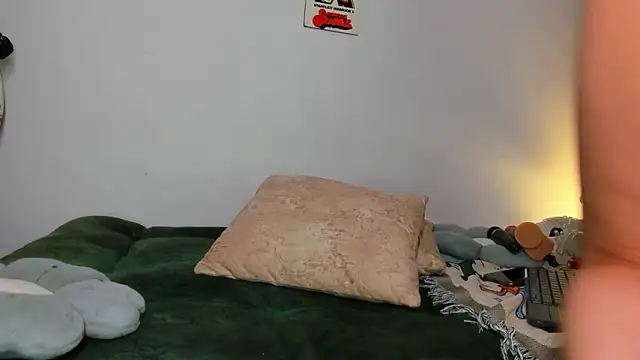 gabiveneno - Gabiveneno's free webcam - UK Sex Cams