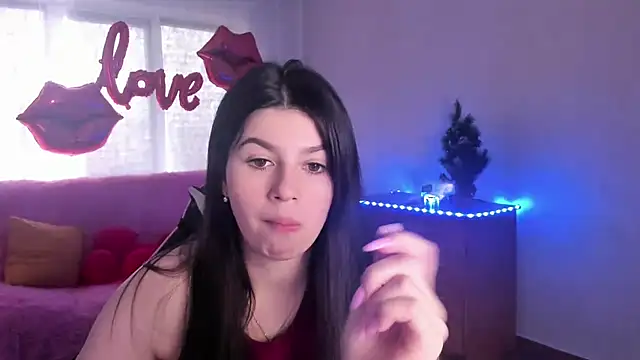 kisamodel - KisaModel's free webcam - UK Sex Cams