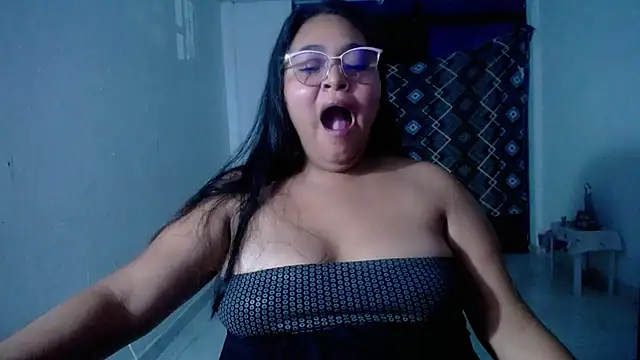 sirena_15 - Sirena_15's free webcam - UK Sex Cams